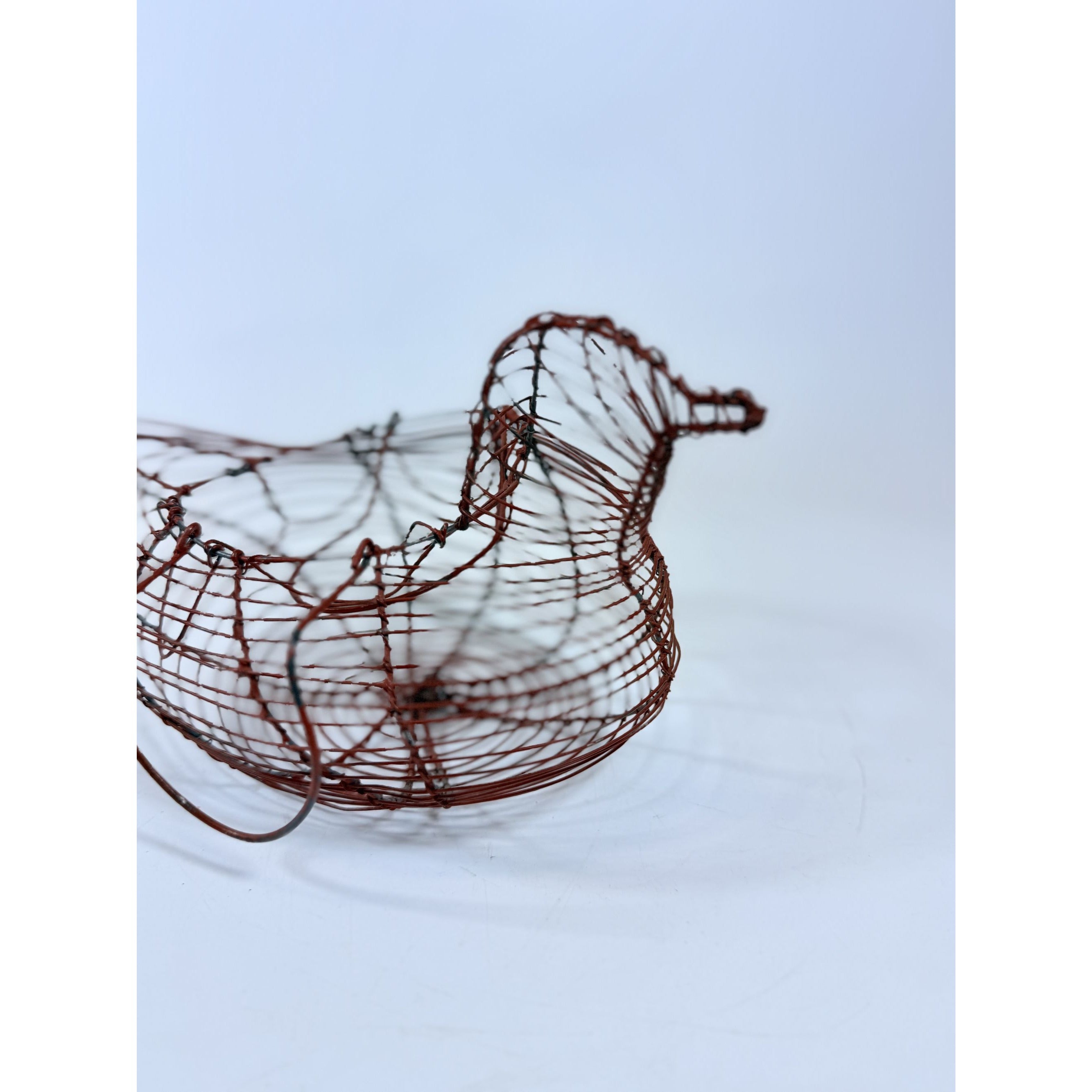 Wire Basket Copper Wire Hen Chicken Egg Holder With Handles Red Vintage Farmhouse Primitive Country Granny Cottage Core Kitchen Decor