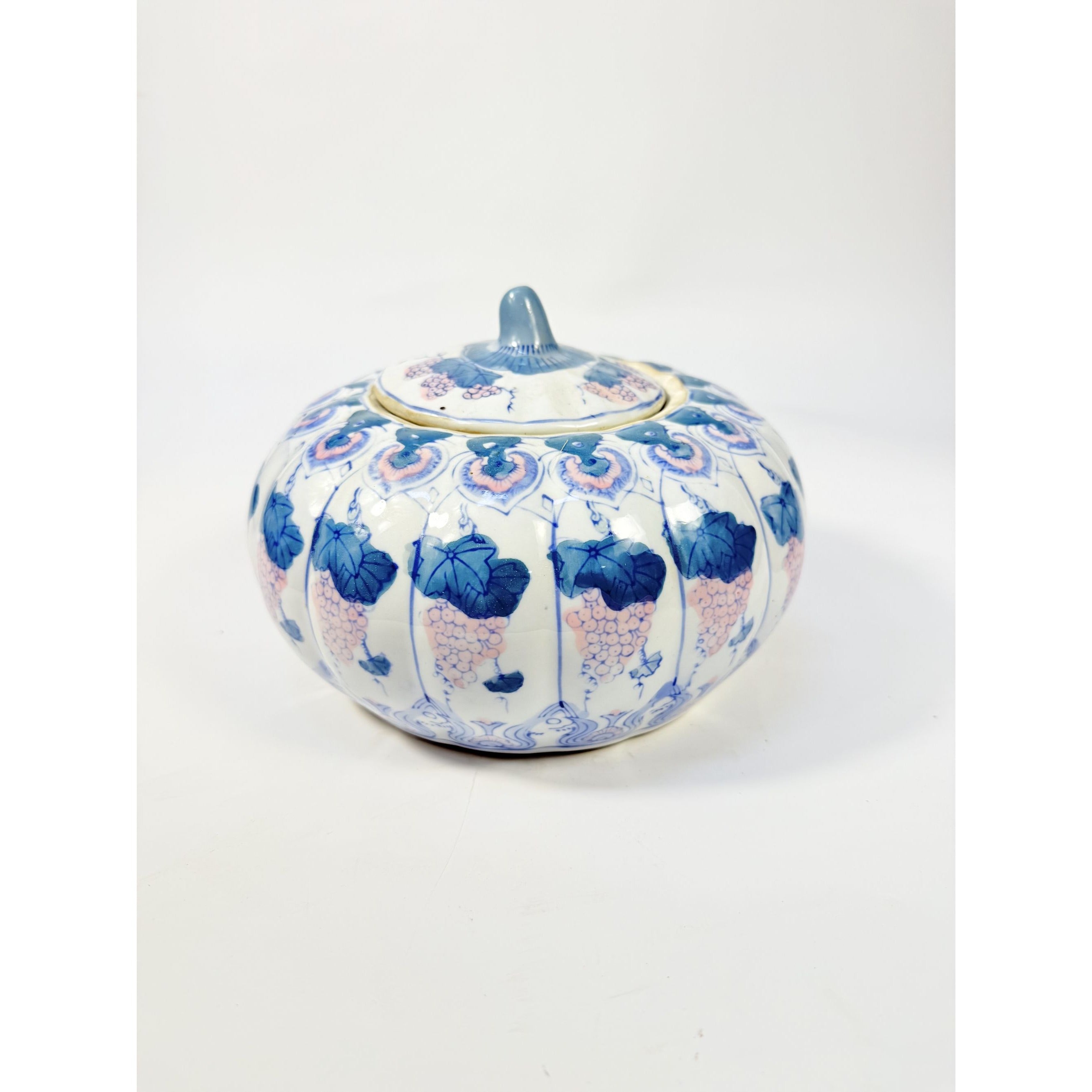Ginger Jar Pumpkin Shaped Chinoiserie Vintage Oriental Grape Motif Fall Thanksgiving Home Decor Decorative Accents Collector Collectible