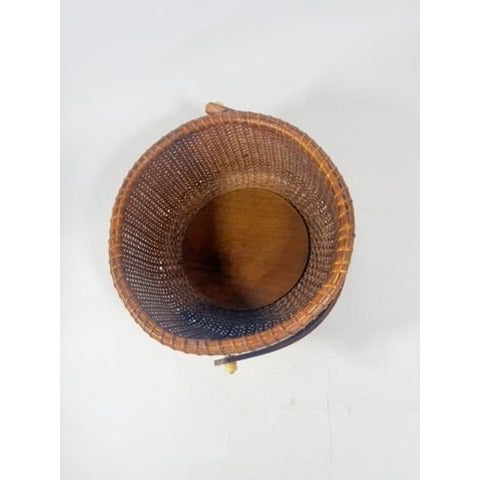 Nantucket lightship basket -Wicker Handled Handmade Wood Bottom Vintage collectible