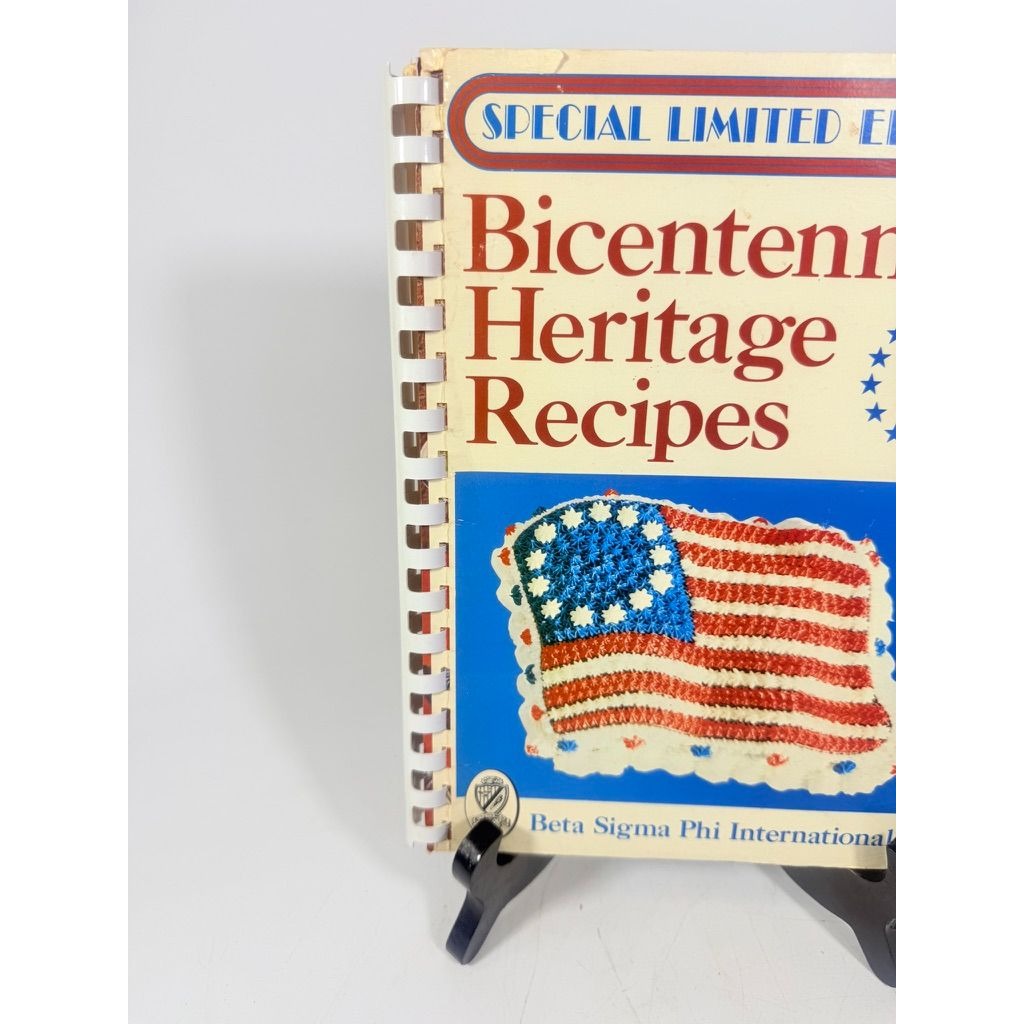 Vintage Cookbook 1976 Bicentennial Heritage Recipes Cookbook Beta Sigma Phi International America